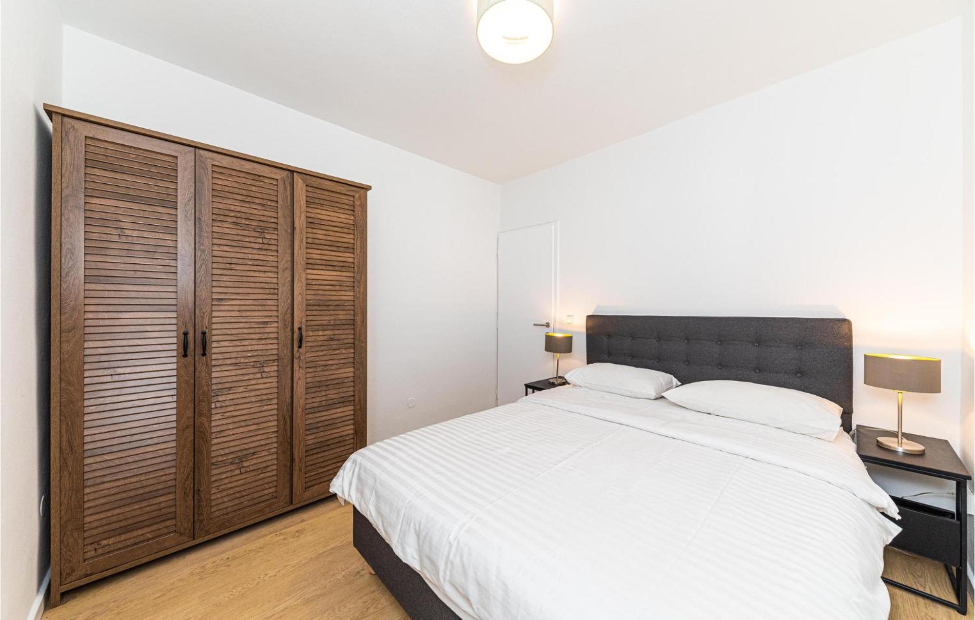 3 Bedroom Lovely Home In 亚德里亚 外观 照片